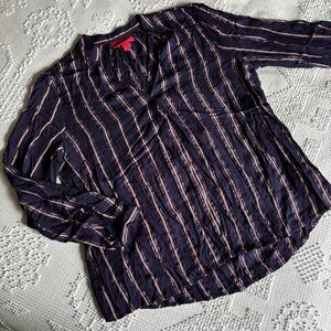 Jennifer Lopez women’s size M navy long sleeve blouse with pink metallic stripes